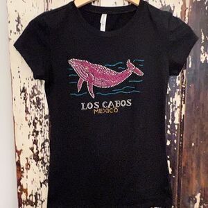 EUC sparkly sequined dolphin souvenir top. Size L